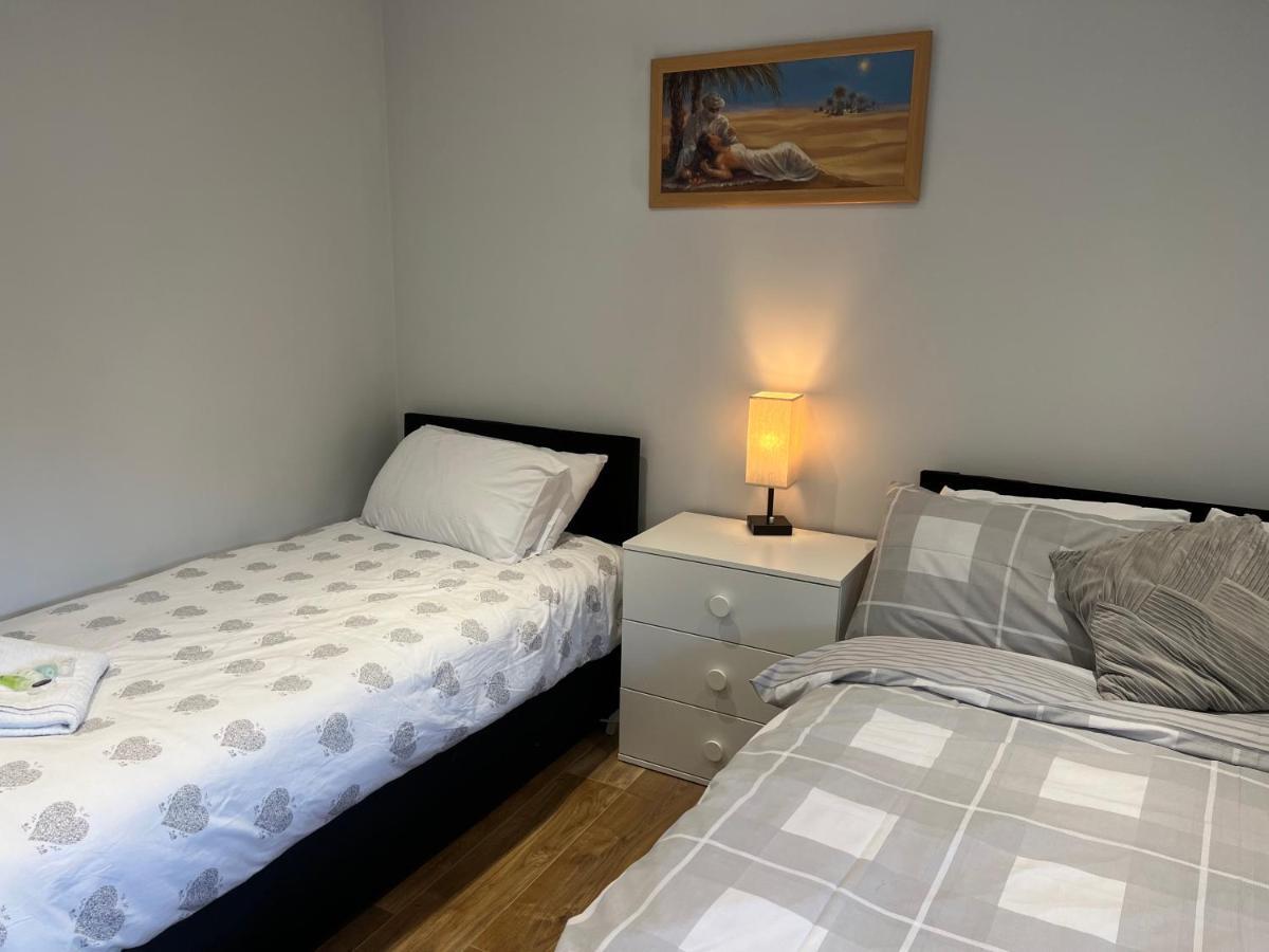 The Grande Residence - Close To Central London & Next To Northfield Tube Station Hanwell Luaran gambar